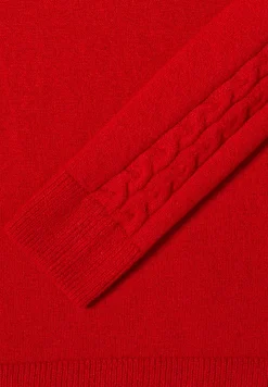 Trui met gebreid detail
