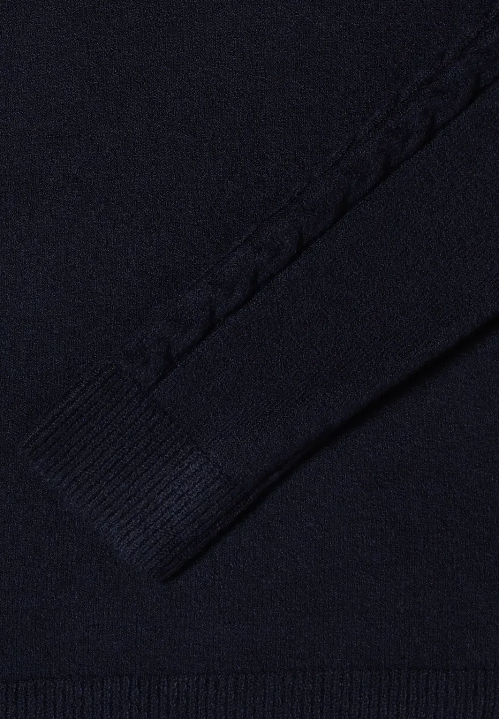 Trui met gebreid detail