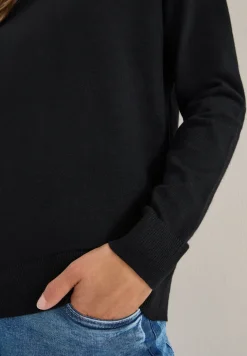 Trui met structuurdetails