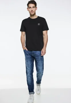 T-shirt met artwork op de borst