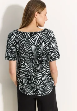 T-shirt met borduurwerk