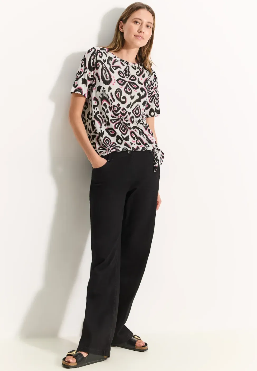 T-shirt met knoopdetail