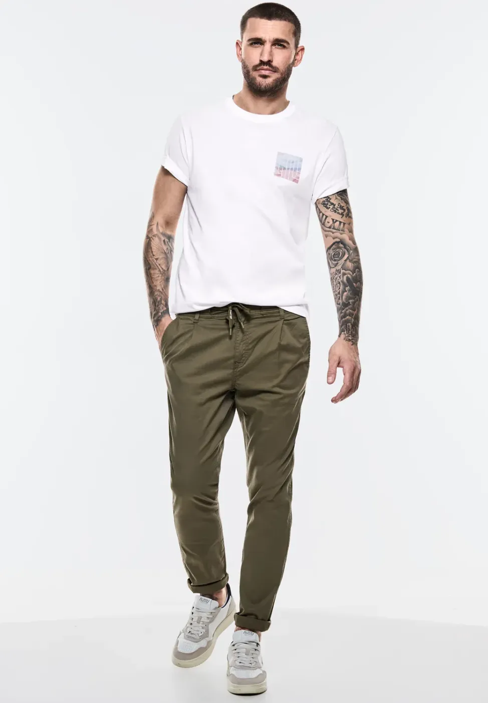 T-shirt met print op de borst