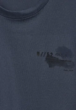 T-Shirt mit Chestprint
