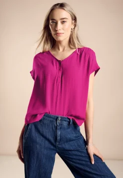 T-shirt van materiaalmix