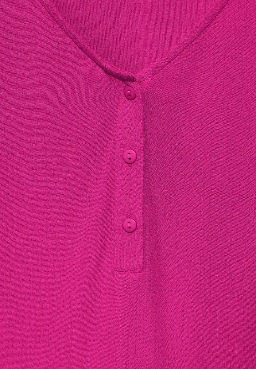 T-shirt van materiaalmix