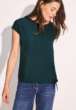 T-shirt blouse