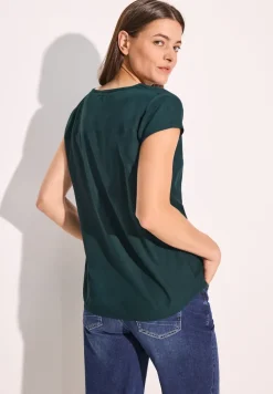 T-shirt blouse