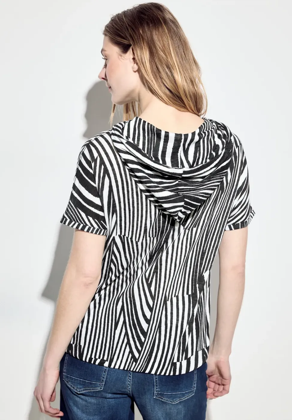 T-shirt met capuchon