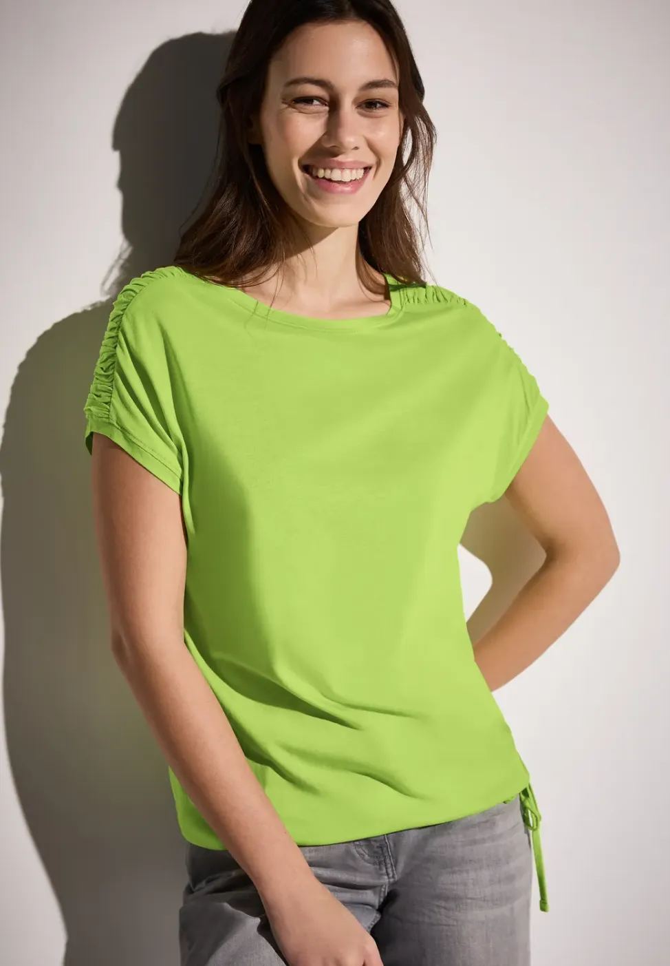 T-shirt met rimpels