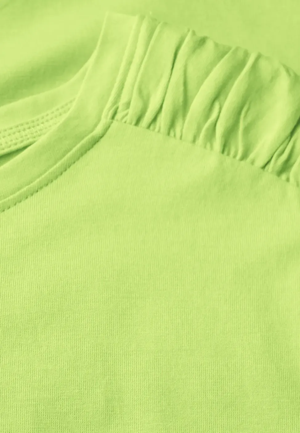 T-shirt met rimpels