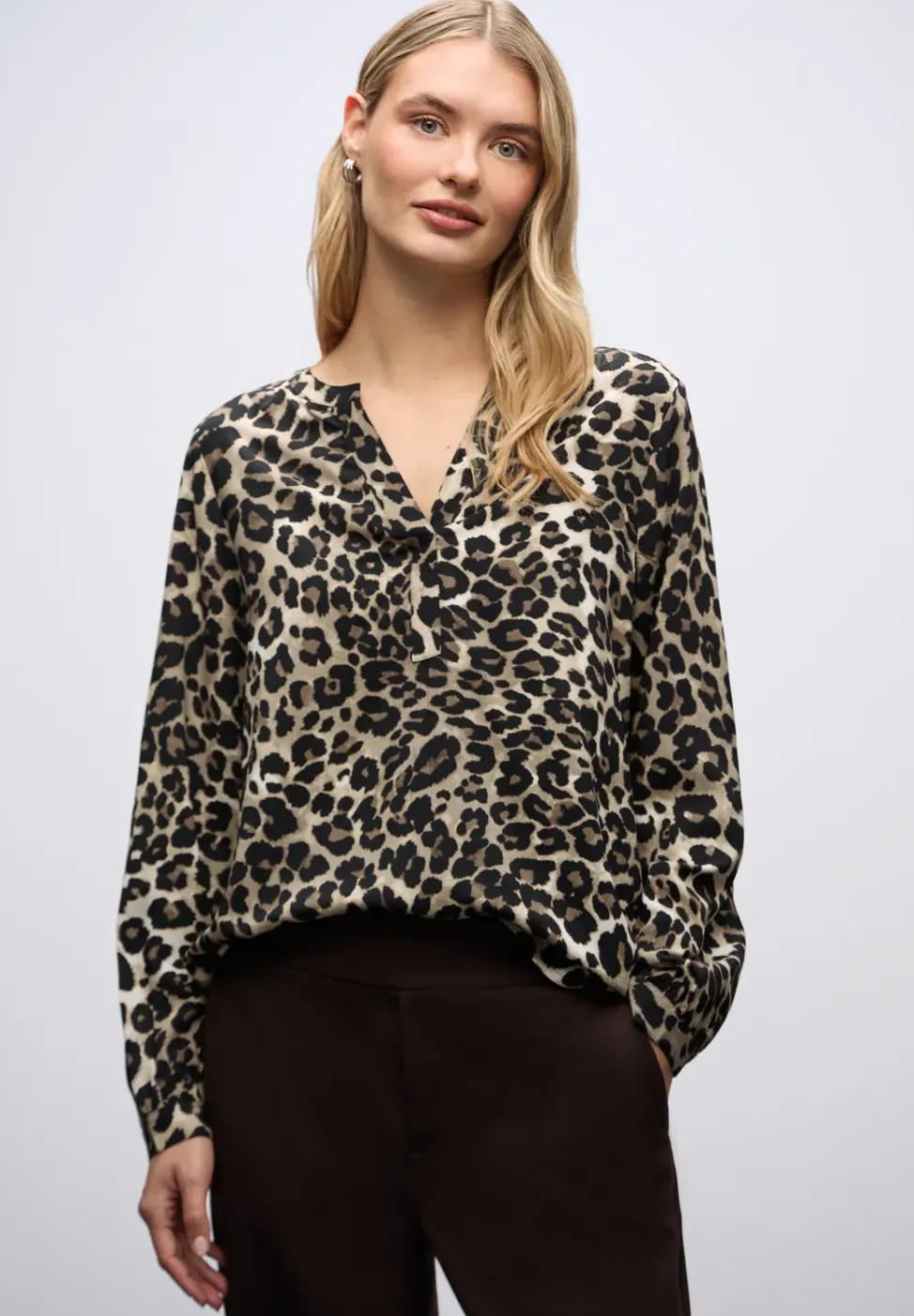 Tuniek Leo