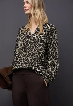 Tuniek Leo