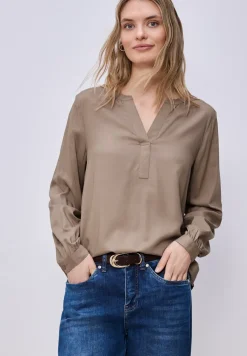 Tuniek met gespleten hals
