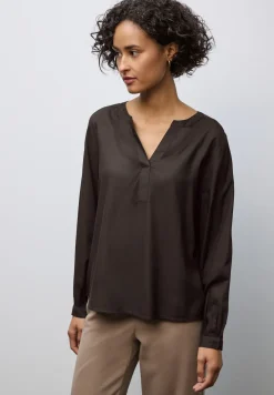 Tuniek met gespleten hals