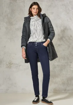 Uitgespoelde gewassen jeans