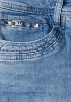 Verwoeste jeans