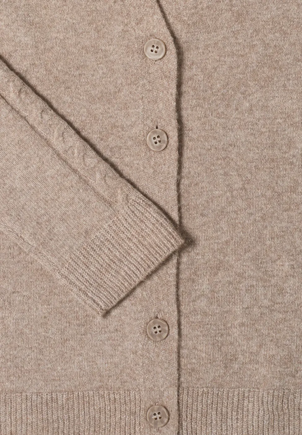 Vest met gebreide details