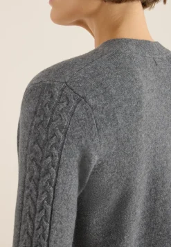 Vest met gebreide details