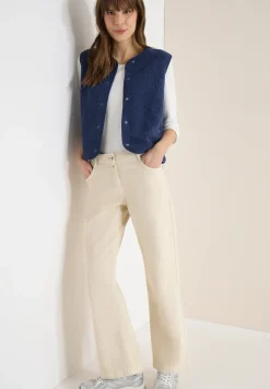 Vest met knoopsluiting
