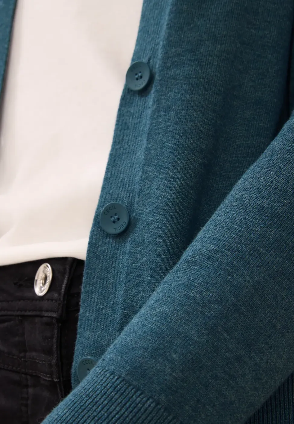 Vest met knoopsluiting