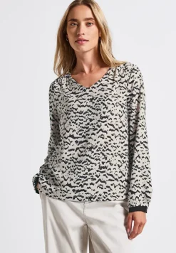 V-hals blouse met tape