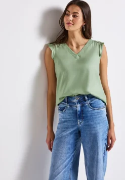 V-hals top met gehaakte details