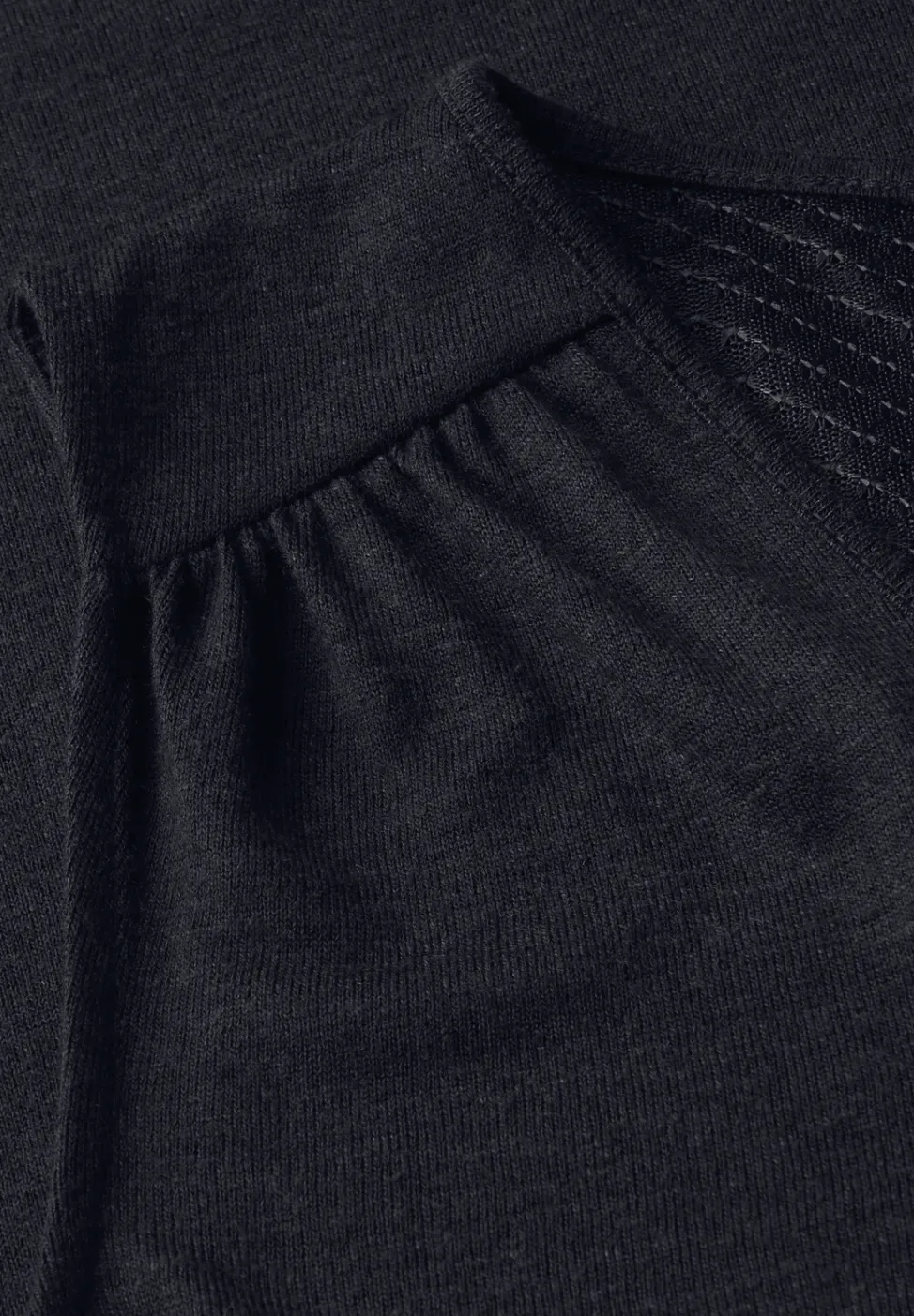 V-hals top met kant