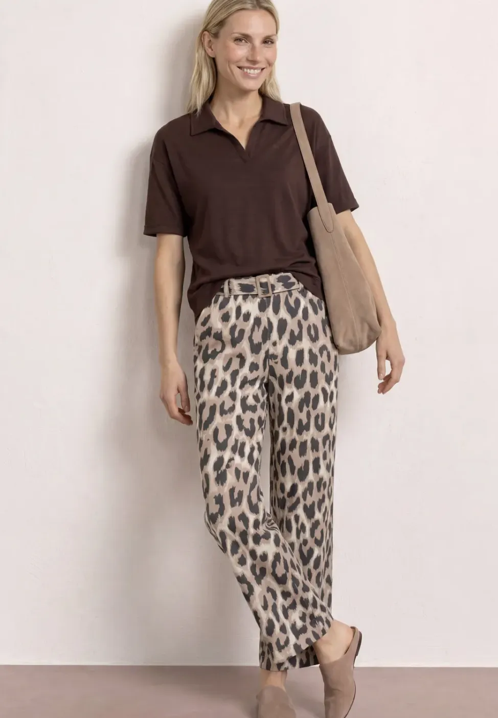 Wide Legs broek met riem en leoprint