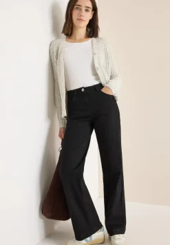 Wide Legs Jeans