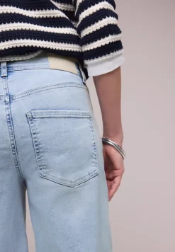 Wide Legs Jeans