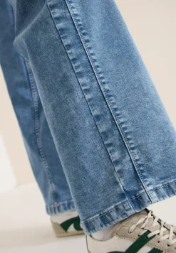 Wide Legs Jeans