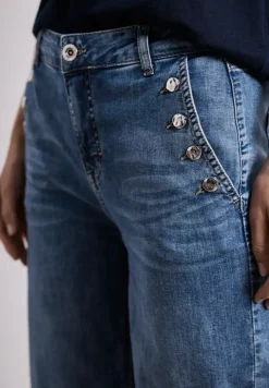 Wide Legs jeans met knoopdetails