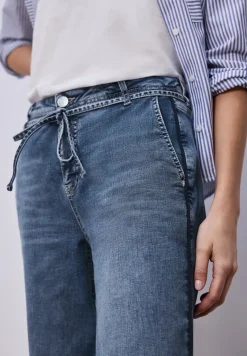 Wide Legs jeans met riemdetail