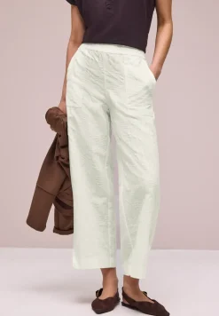 Wide Legs broek met borduurpatroon