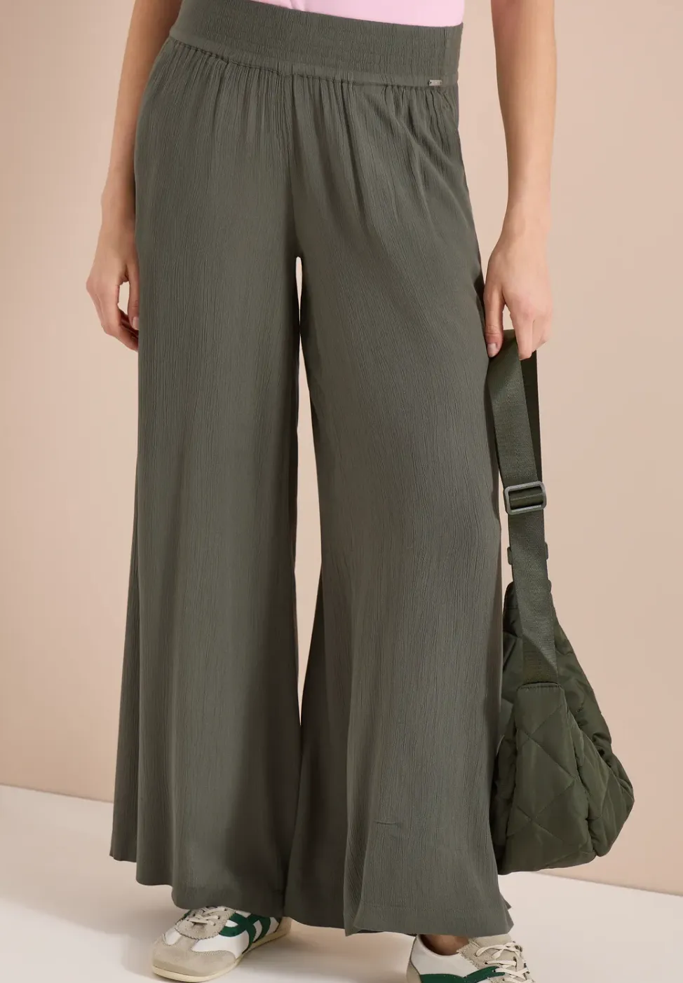 Wide Legs broek met crêpe structuur