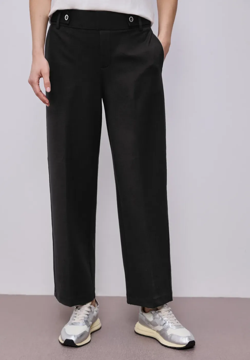 Wide Legs broek met knoopdetail