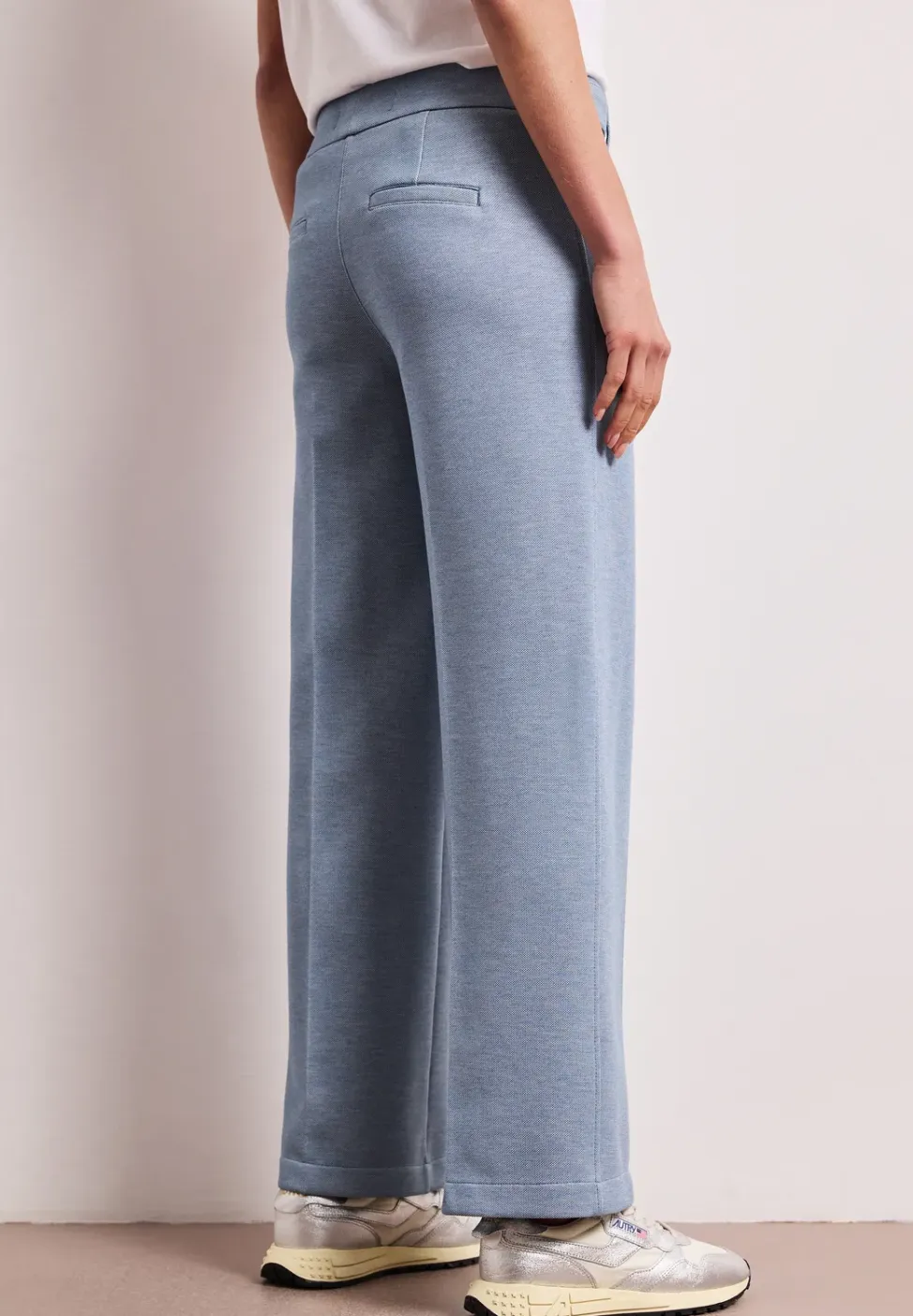 Wide Legs broek met knoopdetails