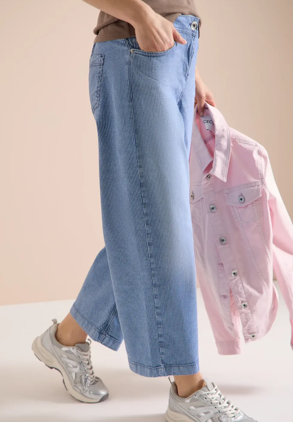 7/8 Wide Legs jeans in Loose Fit