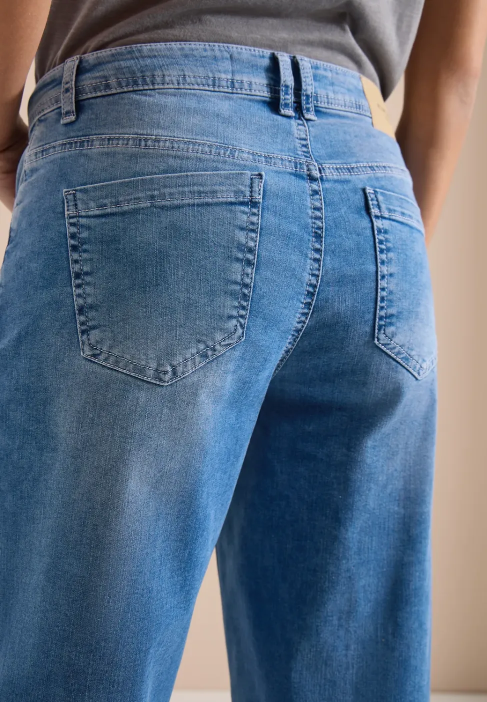 7/8 Wide Legs jeans met omgeslagen detail