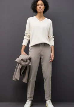 Zachte fluwelen chino