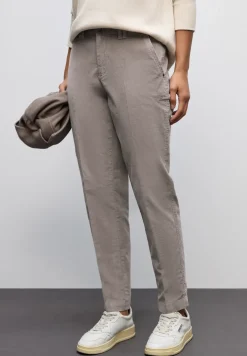 Zachte fluwelen chino