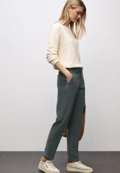 Zachte fluwelen chino