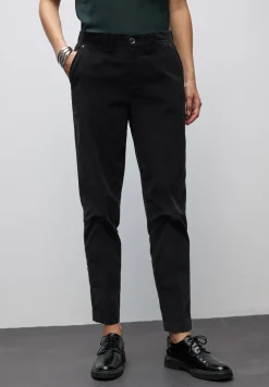 Zachte fluwelen chino