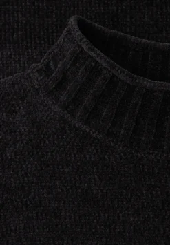 Zachte chenille trui