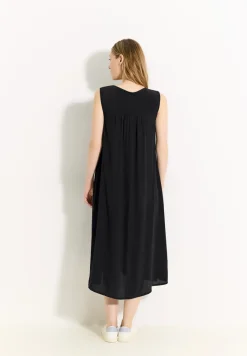 Zomerjurk met structuur