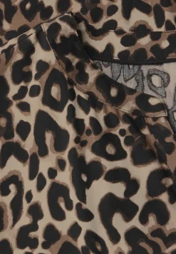 Zwierige jurk met leopatroon